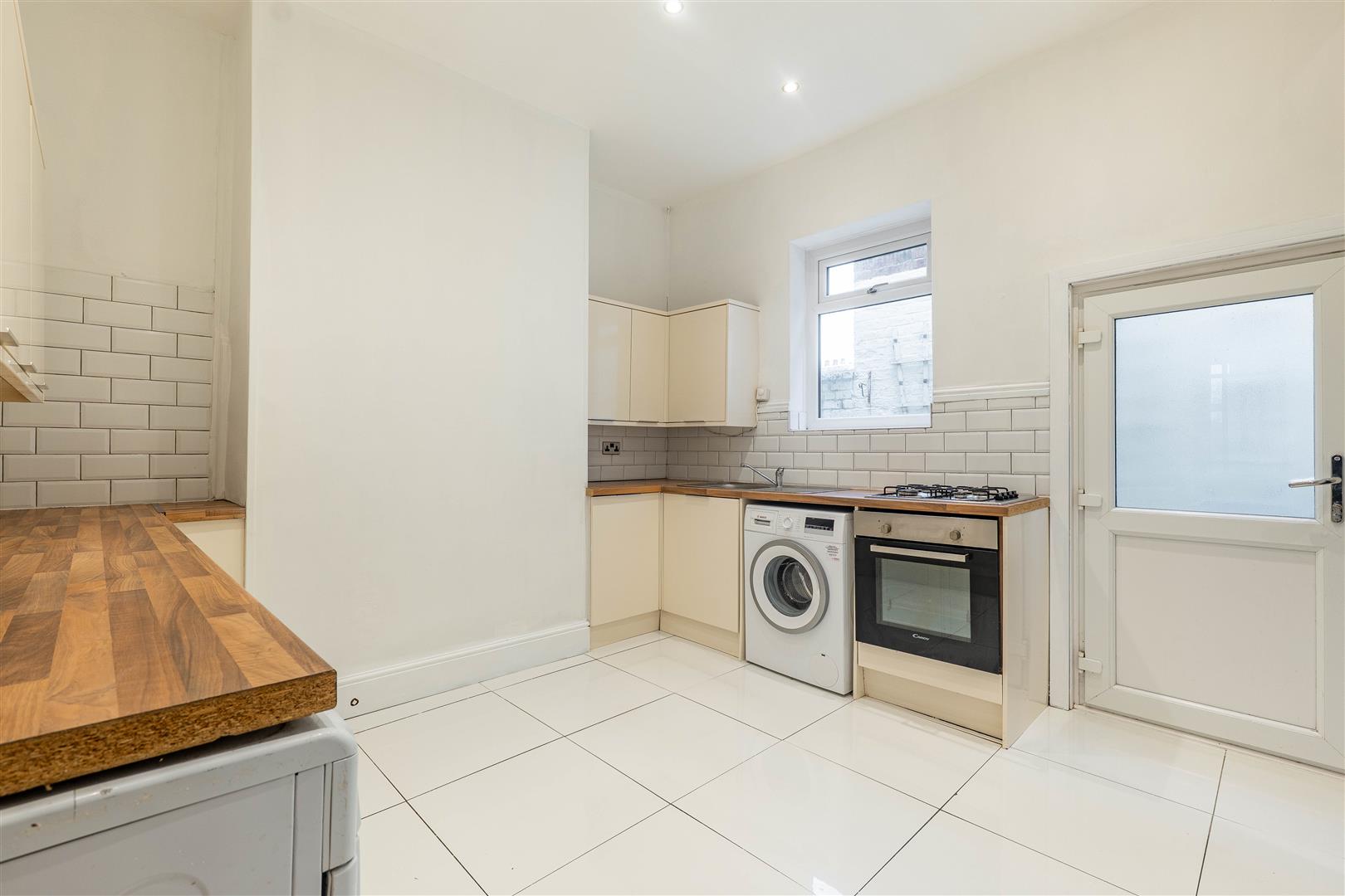 2 bed property in Church Terrace, Preston